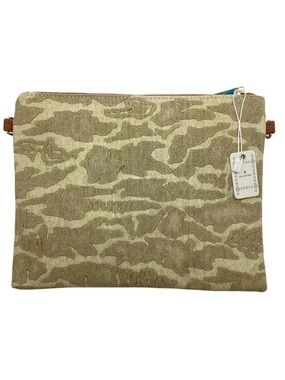 Be Clever Hidden Hills Beige/Green  Crossbody Clutch (NWT)